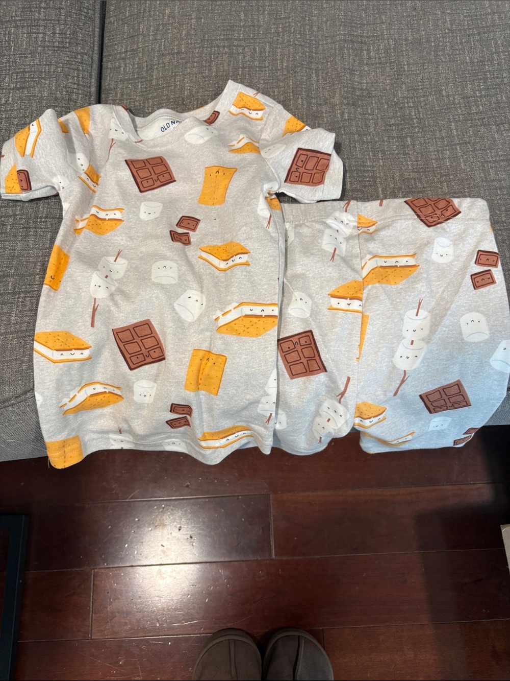 Old Navy Kids' Light Gray S'mores Graphic Pajama Set